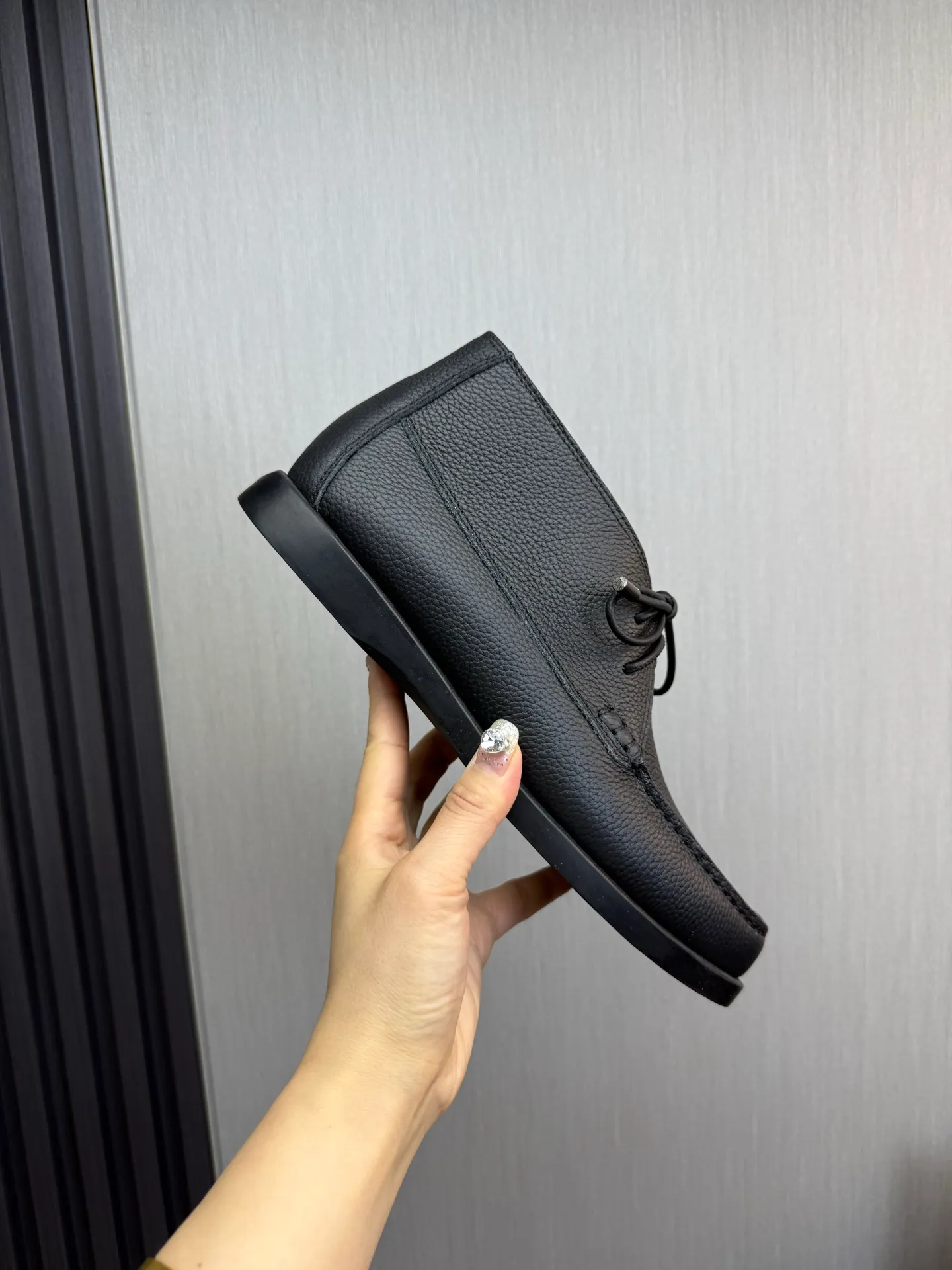 Factory price 620💰 [Dior] Men’s official website na hot sale🔥Imported cowhide + cowhide lining. Original rubber wear-resistant outsole. High quality shipment ⬆️Code number 38-44, (45 customized)